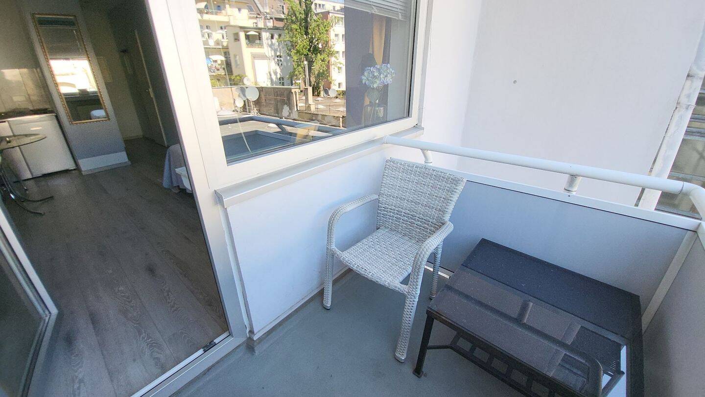 Möbliertes Appartement in der Innenstadt – Düsseldorf – Vorschaubild 3