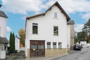 Handwerkertraum mit Grube! Einfamilienhaus inkl. Werkstatt und Ausbaupotenzial in Ransbach-Baumbach