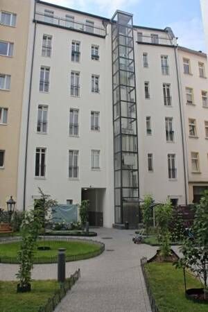 wunderschöne 2 Zimmer DG-Wohnung im Süden des Samariterkiezes – 10247 Berlin – Vorschaubild 2