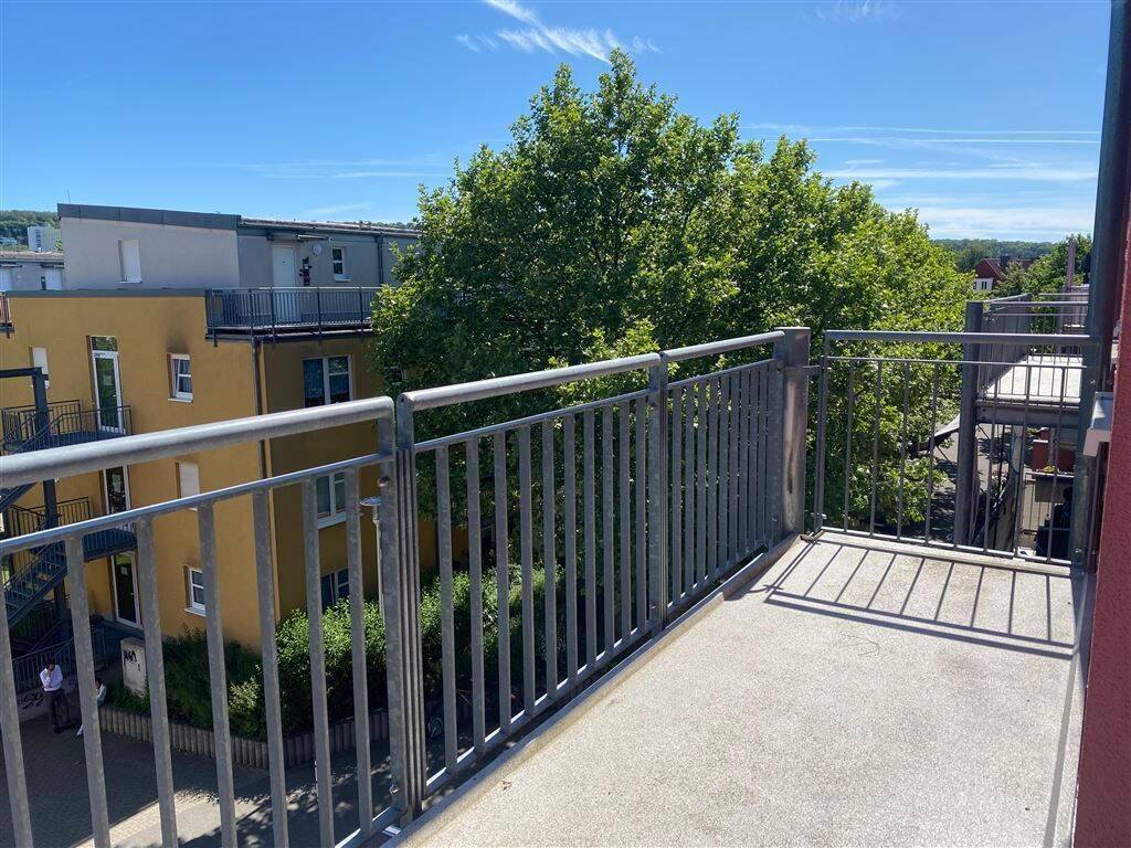 Erfurt* Karree am Südpark*renovierte 3 Zi.-Whg. *Balkon* sep. Küche* Wannenbad – Erfurt – Vorschaubild 3