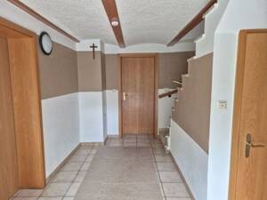 Großzügiges Wohnhaus in ländlicher Umgebung zw. Cham und Roding zum Mieten – 93413 Cham – Vorschaubild 2