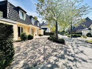 ***MG-BESTLAGE*** Exklusive Miet-VILLA im MEDITERRANEN Stil***MÖBLIERT***MAXIMALE Privatsphäre*** – 41063 Mönchengladbach – Vorschaubild 5