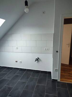 ***Schöne Dachgeschosswohnung sucht nette Mieter*** – 45884 Gelsenkirchen – Vorschaubild 8