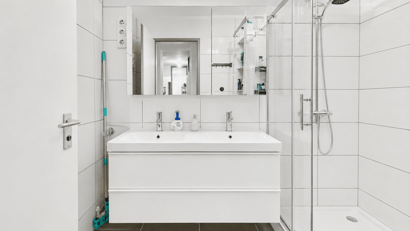 Ihr barrierefreier Wohlfühlort! Wunderschöne 3,5 Zi- Erdgeschosswohnung in Bestlage am Eichenhain – Stuttgart – Vorschaubild 4
