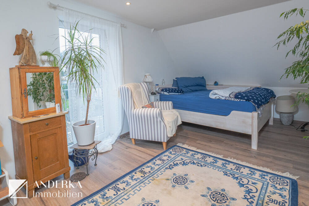Gemütliches Zuhause mit Charakter, Garten und Doppelgarage! – Gundremmingen – Vorschaubild 9