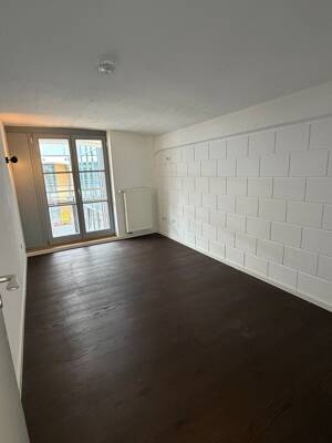 Galerie-Loft mit 5,50 m Raumhöhe und Bootsanleger, 4 Zimmer in den Buntgarnwerken Schleußig – 4229 Leipzig – Vorschaubild 8