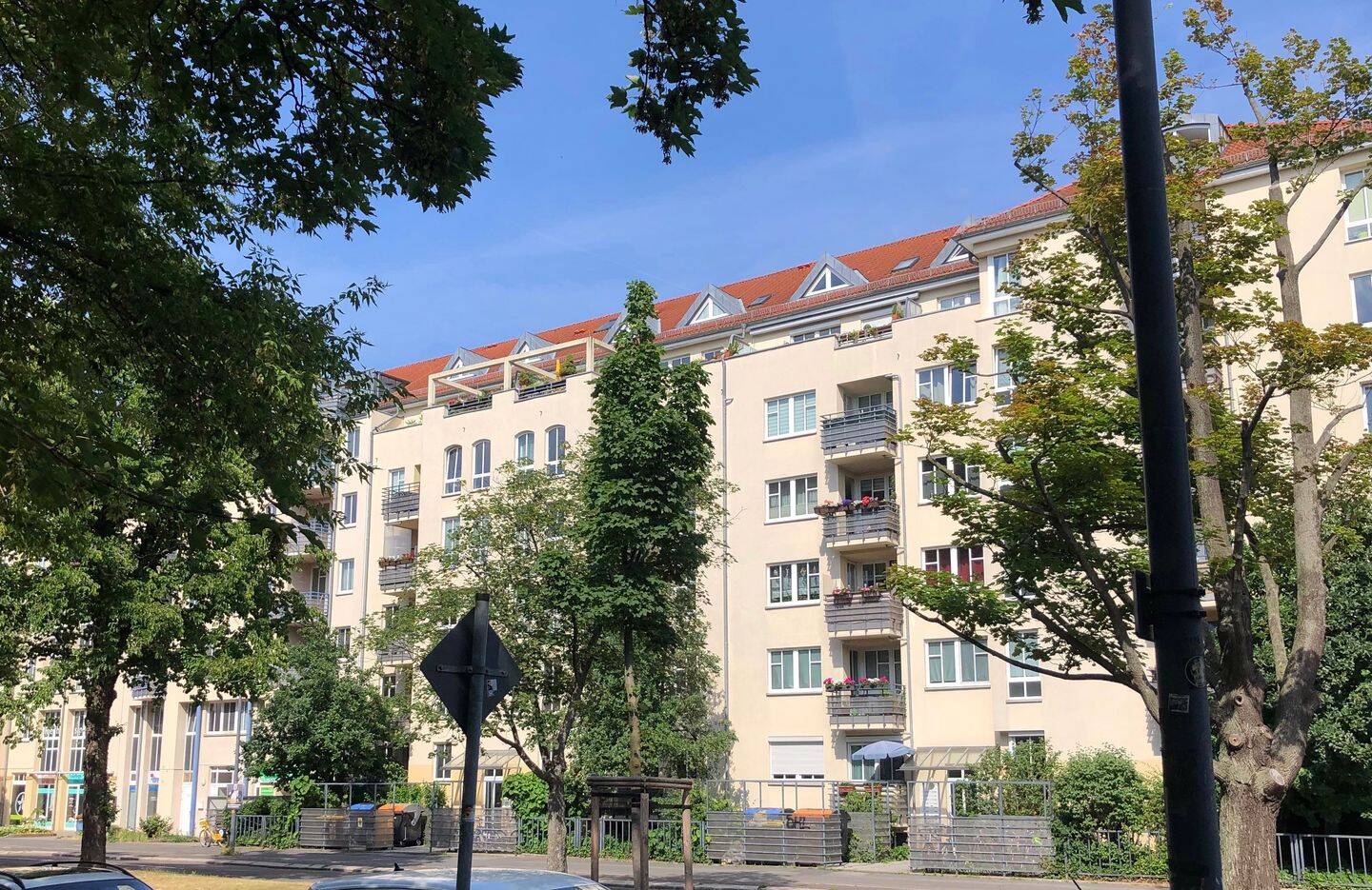 Moderner 3-Zimmer-Wohnung mit Balkon in Dresden Striesen-Süd zur Selbstnutzung – Dresden – Bild 1 von 9