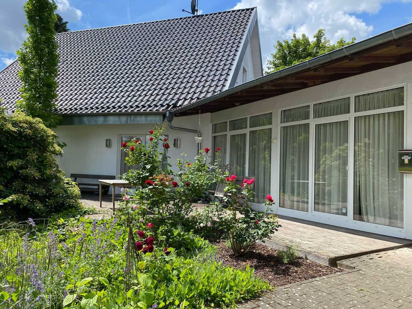Außergewöhnliches Wohnensemble mit Geschichte und Charakter! – Herford – Vorschaubild 3