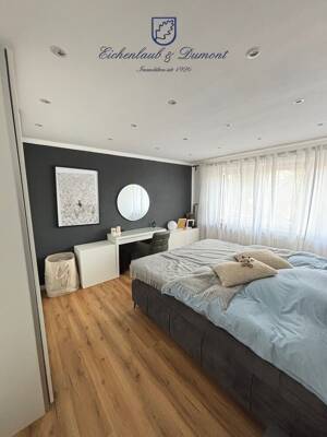 Hochwertig renovierte und möblierte 2-ZKB mit EBK, Terrasse + Garage – 66119 Saarbrücken – Vorschaubild 8