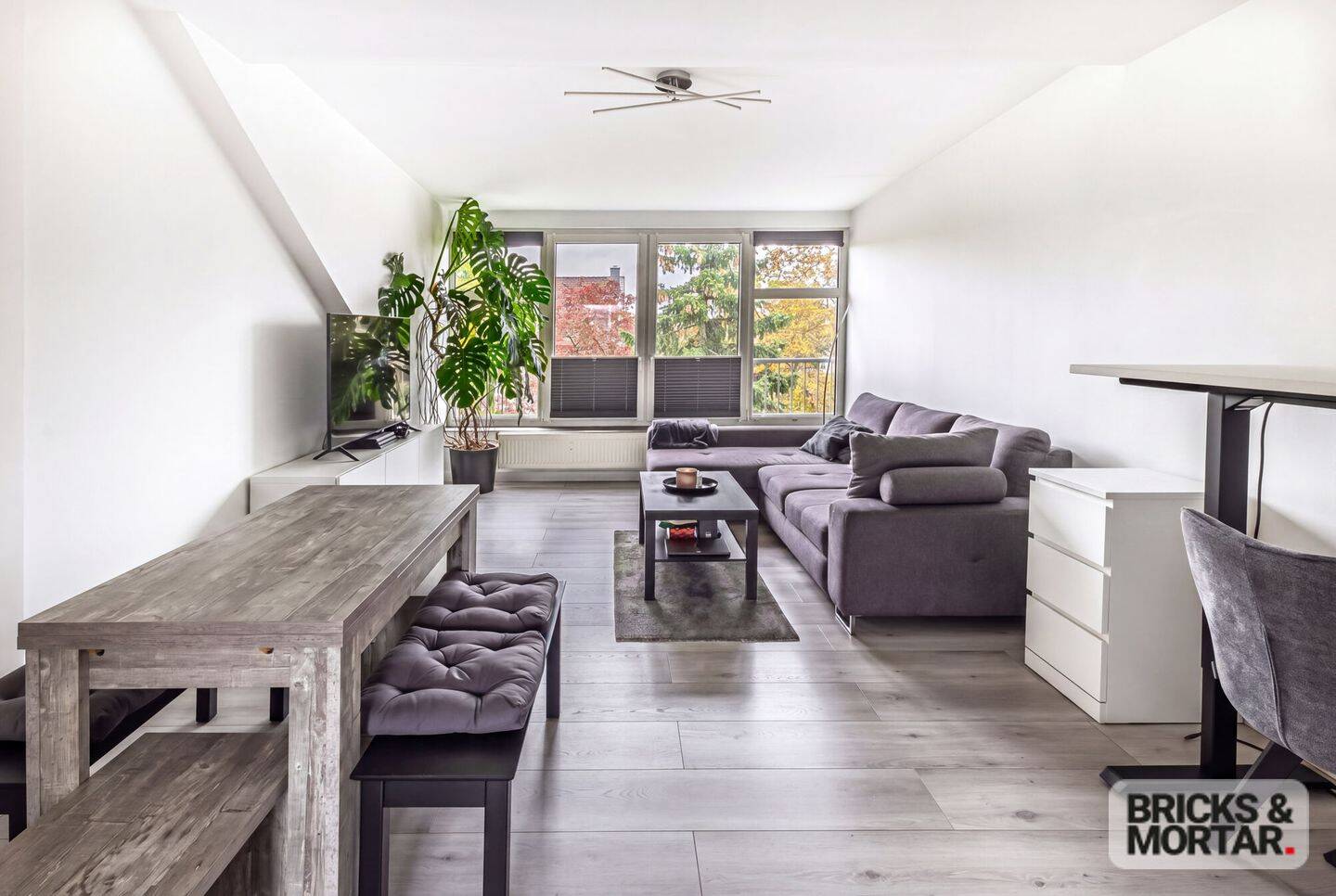 2016 umfassend saniert | Einbauküche von 2017 inklusive | modernes Bad | 2 Zimmer – Nürnberg – Vorschaubild 2