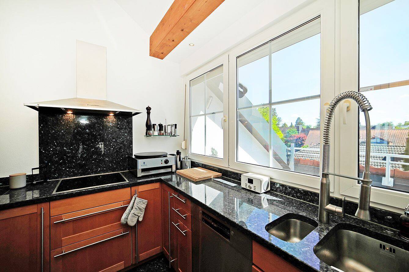 Exkl. 3-Zimmer-DG-Wohnung mit Dachterrasse, 2 Balkonen, Sauna und EBK in Bestlage Waldperlach – München – Vorschaubild 8