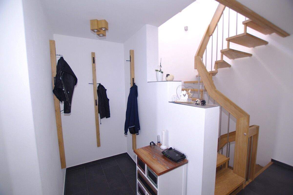 |Ein perfektes Domizil| Stilvolles Einfamilienhaus mit hochwertiger Ausstattung – Maxhütte-Haidhof – Vorschaubild 9