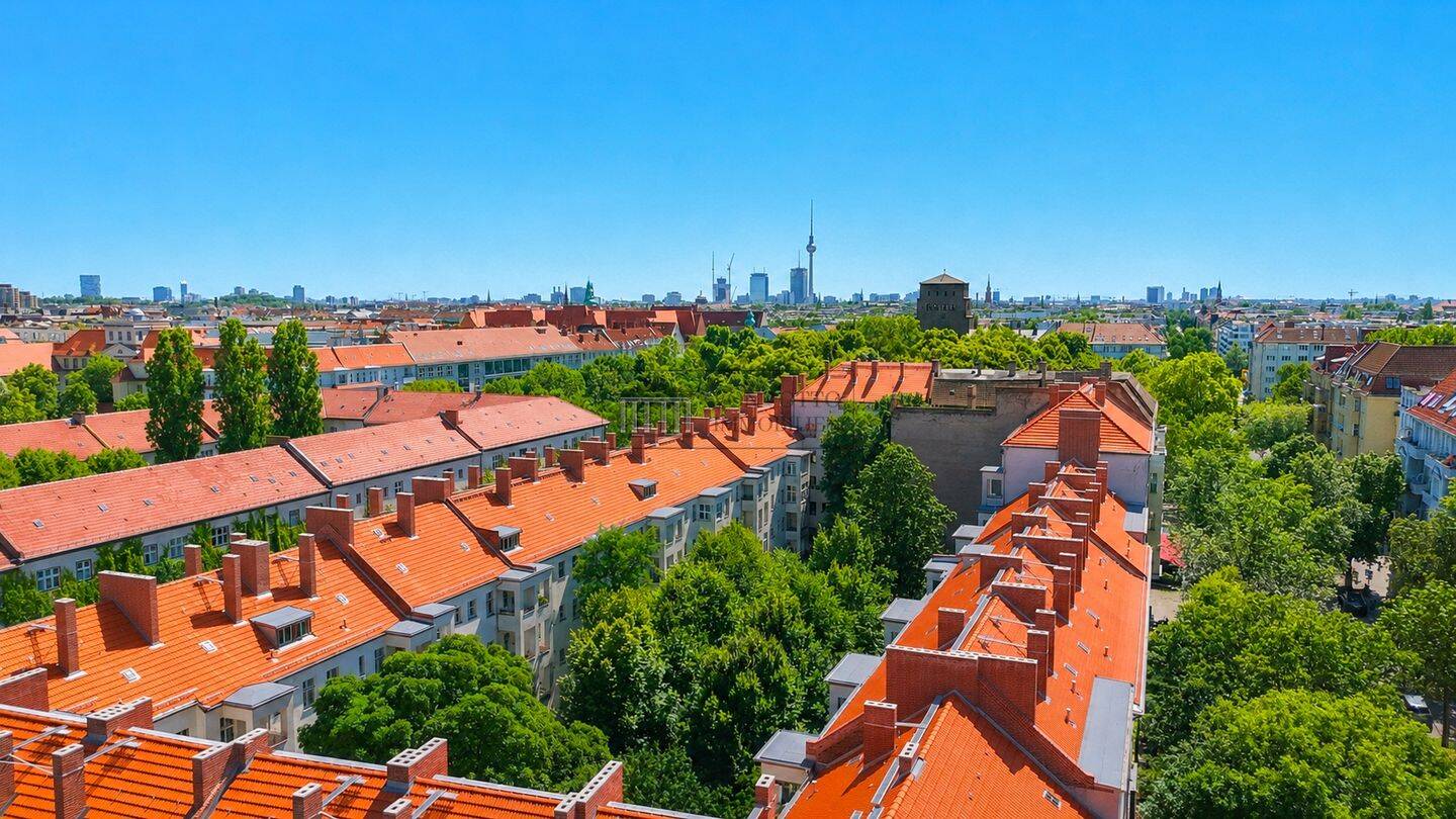 Nahe Helmholtzplatz-Ruhige Wohnung mit grünem Ausblick + sofortiger Verfügbarkeit – Berlin – Vorschaubild 5