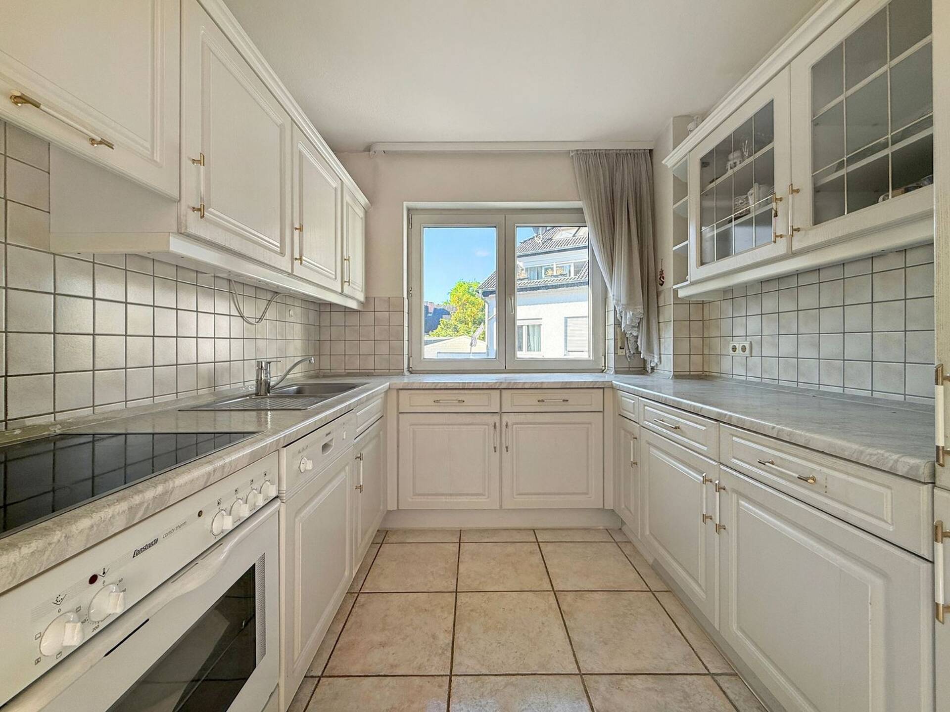 Etagenwohnung in 56077 Koblenz mit 115 m² kaufen