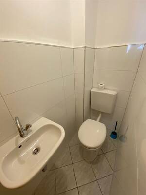 **3-ZKB, Parkett, WG-geeignet** – 55252 Wiesbaden – Vorschaubild 9