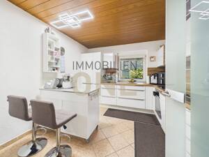 Ein Zuhause zum Ankommen - gepflegtes Einfamilienhaus mit sonnigem Garten, viel Platz und Entwicklungspotenzial – 93055 Regensburg – Vorschaubild 5