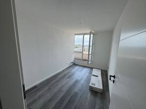 Neugründung einer 4-er WG in neu sanierter & luxuriöser Penthouse-Wohnung mit 2 Dachterrassen ! – 79115 Freiburg im Breisgau – Vorschaubild 4