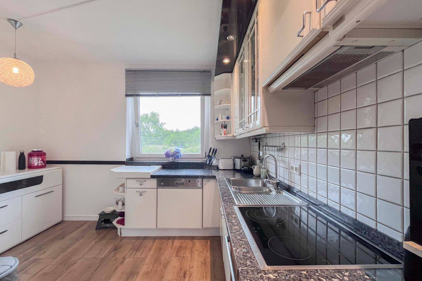 Stilvolle 4-Zimmer-Wohnung mit Balkon, Stellplatz & großzügigem Gartenbereich – Leverkusen – Vorschaubild 5