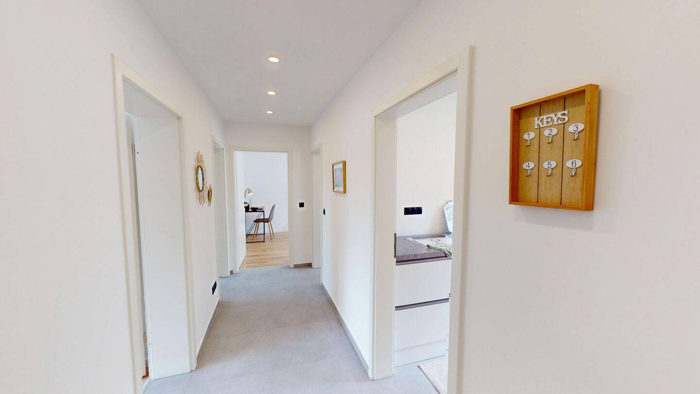 SANIERT EINZIEHEN // 3 ZIMMER-BALKON-WOHNUNG MIT NEUER EINBAUKÜCHE – Braunschweig – Vorschaubild 5