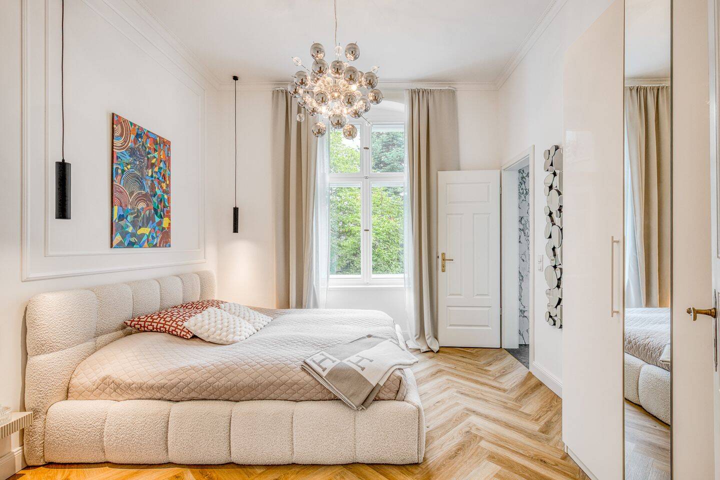 Exklusive 5-Zimmer-Wohnung mit hochwertiger Ausstattung und Loggia – Berlin – Vorschaubild 2