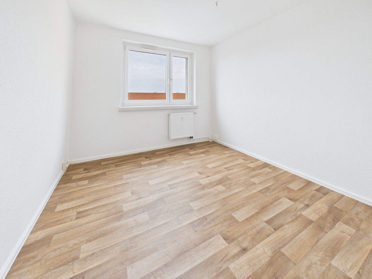 3-Raum-Wohnung mit Balkon auf dem Kapellenberg – Chemnitz – Vorschaubild 2