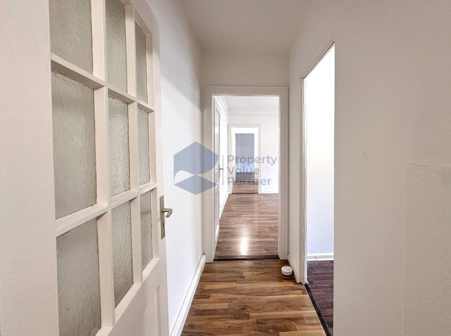 Charmante 2,5-Zimmer-Etagenwohnung mit Balkon im grünen Kleefeld – Hannover – Vorschaubild 4