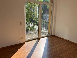 Großzügiger Balkon & offenes Wohnen - hier fühlt man sich wohl! – 1326 Dresden – Vorschaubild 7