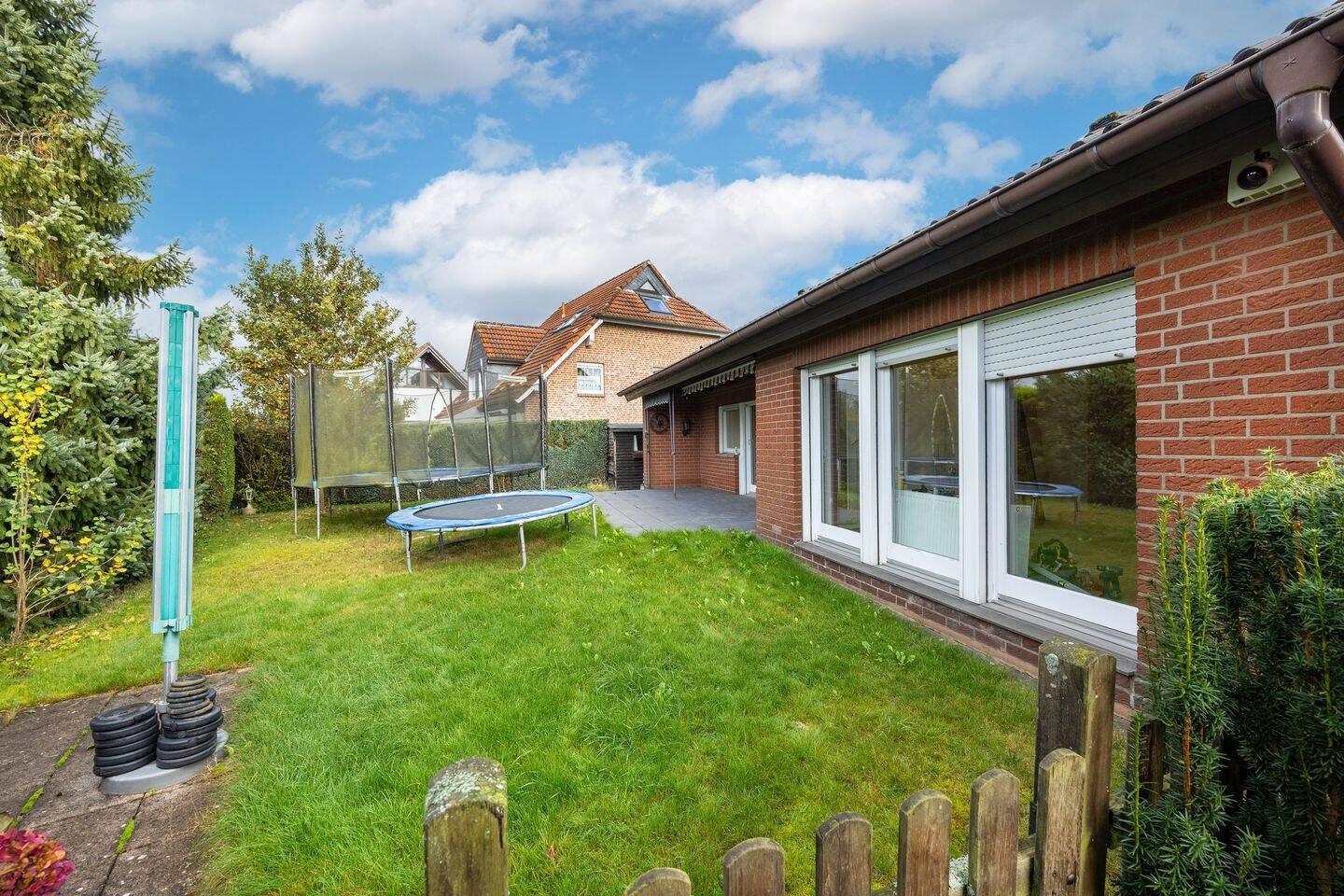 Einfamilienhaus mit Einliegerwohnung in ruhiger, grüner Lage und nahegelegenen Spazierwegen – Remscheid – Vorschaubild 8