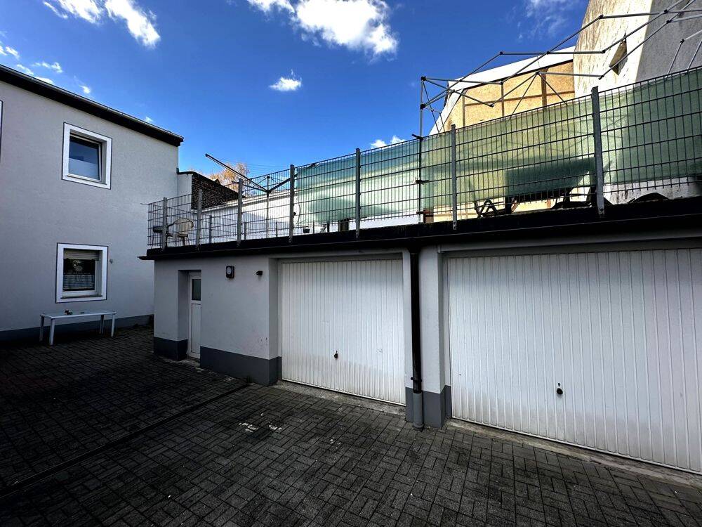 Gepflegtes Mehrfamilienhaus in Bochum-Wattenscheid! – Bochum – Vorschaubild 2