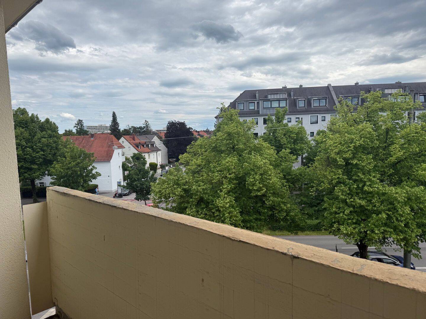 MAIER - Sofort verfügbar! 3- Zimmer-Wohnung mit Südloggia in U-Bahnlage! – München – Vorschaubild 5