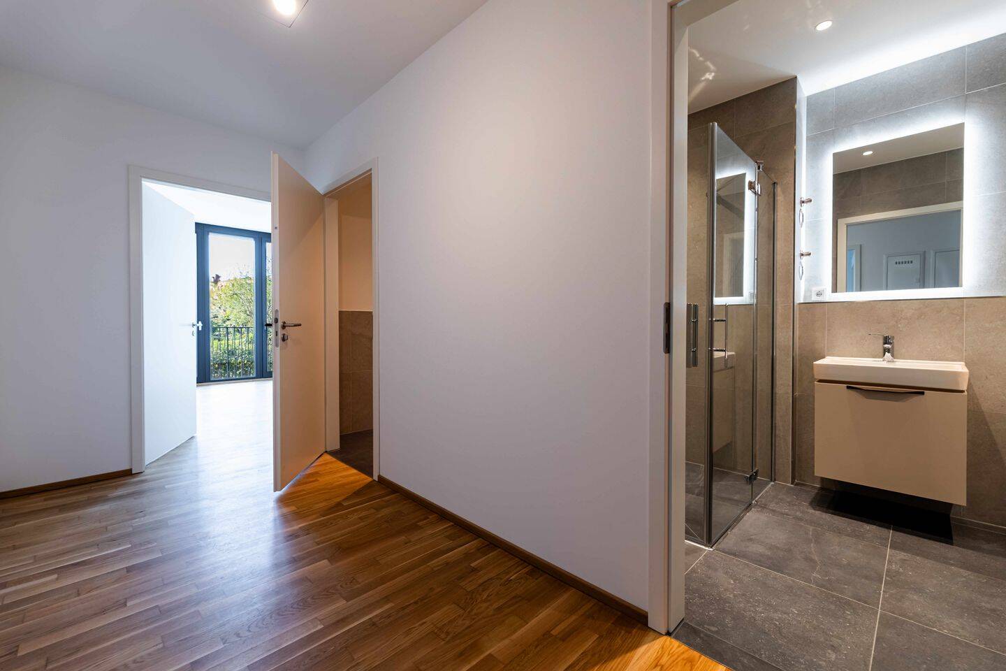 2-Zimmer Wohnung mit Loggia am Elbufer – Marina Garden – Dresden – Vorschaubild 9
