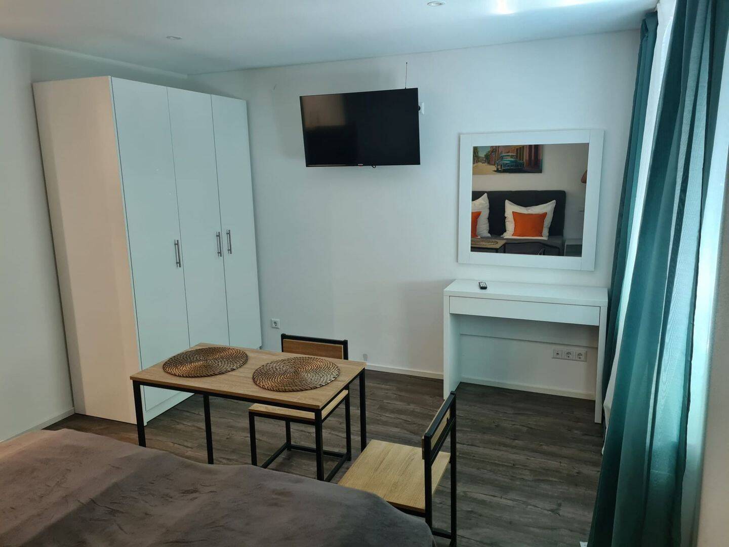 1-Zimmerwohnung Reutlingen - möbliertes Wohnen auf Zeit ab 1 Monat – Reutlingen – Vorschaubild 5