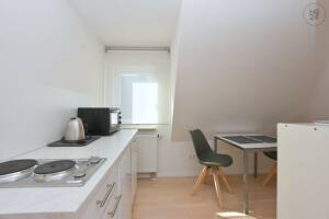 Modern möblierte Wohnung in Stuttgart Degerloch – 70597 Stuttgart – Vorschaubild 3
