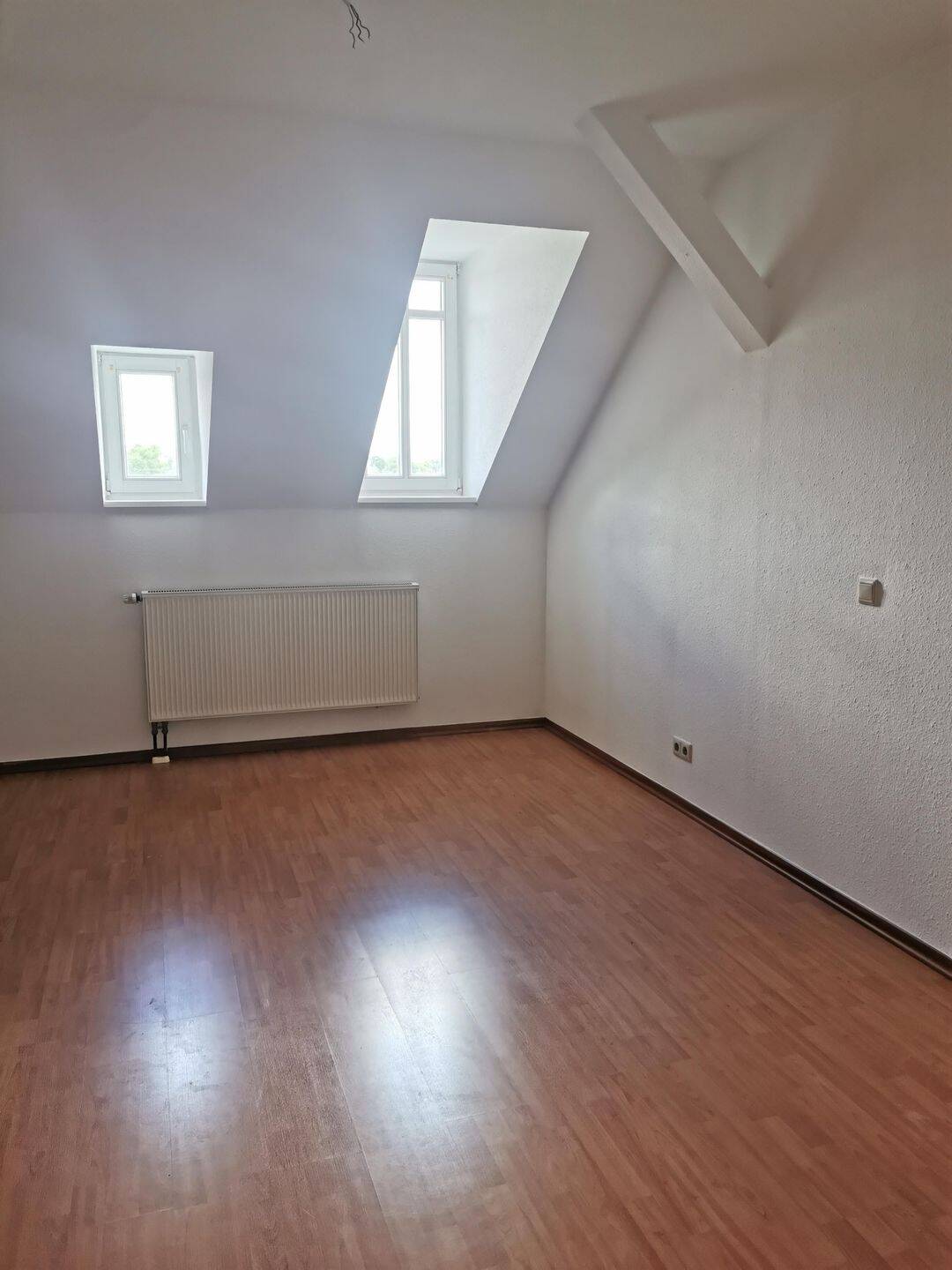 Dachgeschoß-Maisonette-Wohnung 3,5 Zimmer, vermietet – Chemnitz – Vorschaubild 6
