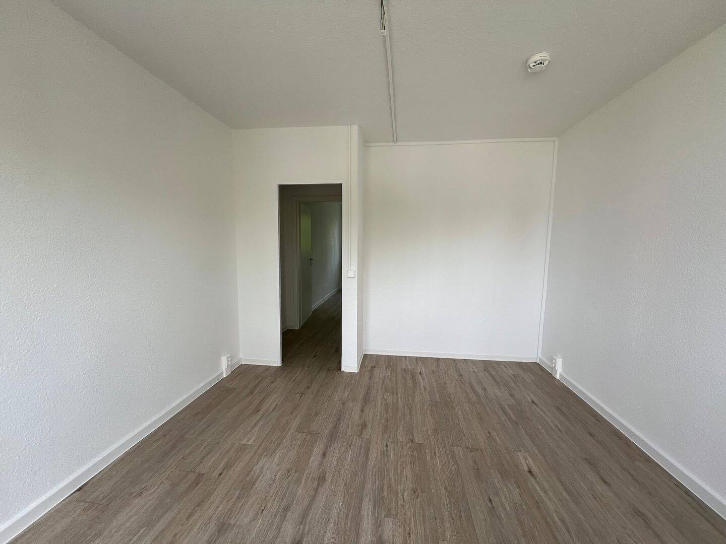 4-Raum-Wohnung 70 qm mit Balkon – Chemnitz – Vorschaubild 7
