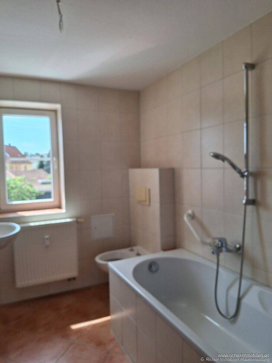 3-Raum-Wohnung mit Balkon – Freiberg – Vorschaubild 9