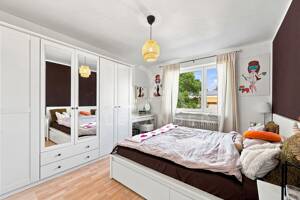 Charmante 2-Zimmer-Wohnung mit Balkon in begehrter Lage von München-Bogenhausen! – 81927 München – Vorschaubild 4