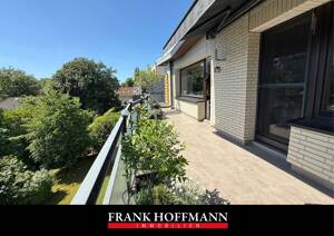 Saniertes Penthouse mit 100m² Dachterrasse und Tiefgarage in Hamburg-Rahlstedt – 22143 Hamburg – Vorschaubild 1