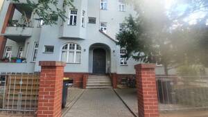 Vermietete 2-Zimmer-Eigentumswohnung mit Balkon in einem denkmalgeschützten Mehrfamilienhaus im attraktiven Stadtteil Giebichenstein – 6114 Halle (Saale) – Vorschaubild 4
