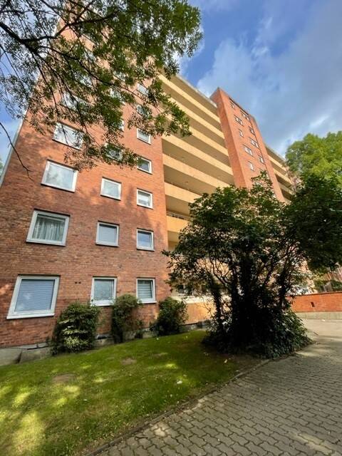 Gemütliche 2,5-Zimmer-Etagenwohnung in Lübeck 60,33 m² auf 7. Etage mit Balkon