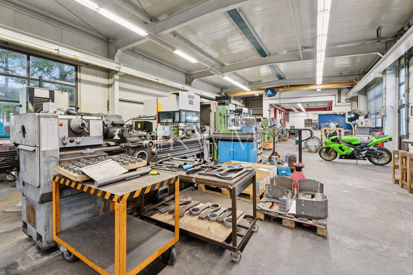 Gewerbe und Wohnen unter einem Dach mit Entwicklungspotenzial in Amstetten – Amstetten – Vorschaubild 6