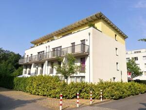 Wohnen mit Hausgefühl - Lichtdurchflutete 3-Zimmer-Maisonette mit Terrasse in ruhiger Lage von Langenhorn! – 22417 Hamburg – Vorschaubild 1