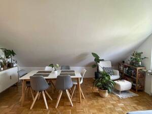 Gemütliche Dachgeschosswohnung mit kleiner Einbauküche – 45289 Essen – Vorschaubild 4