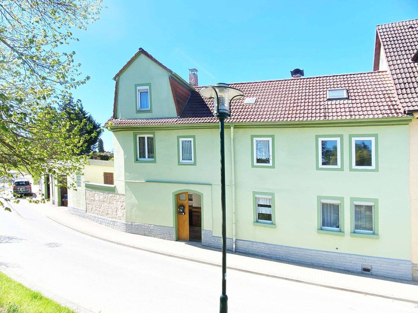 Sanierungsobjekt mit Charakter, Platz und großer Schrauber-Garage in Dorndorf-Steudnitz – Dornburg-Camburg – Vorschaubild 2
