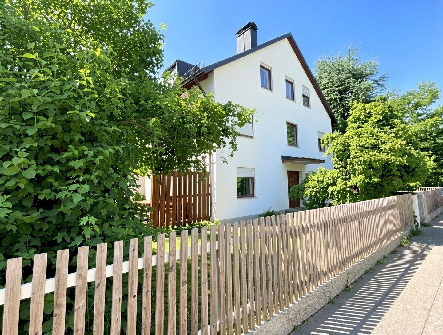 Endlich Platz! Familienfreundliche DHH mit Garten und bis zu 6-8 Zimmern und 167 qm Wohnfläche! – München – Vorschaubild 3
