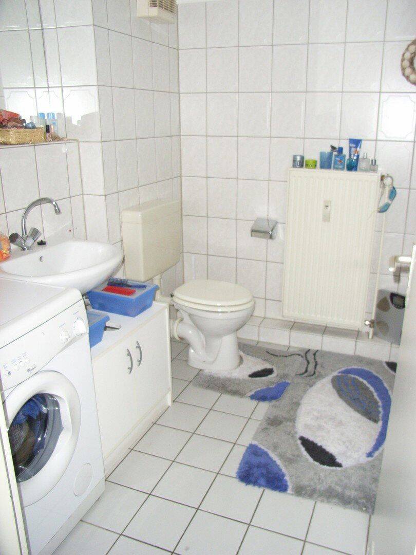 Sehr schöne Dreizimmer Nichtraucher Wohnung – Wuppertal – Vorschaubild 8
