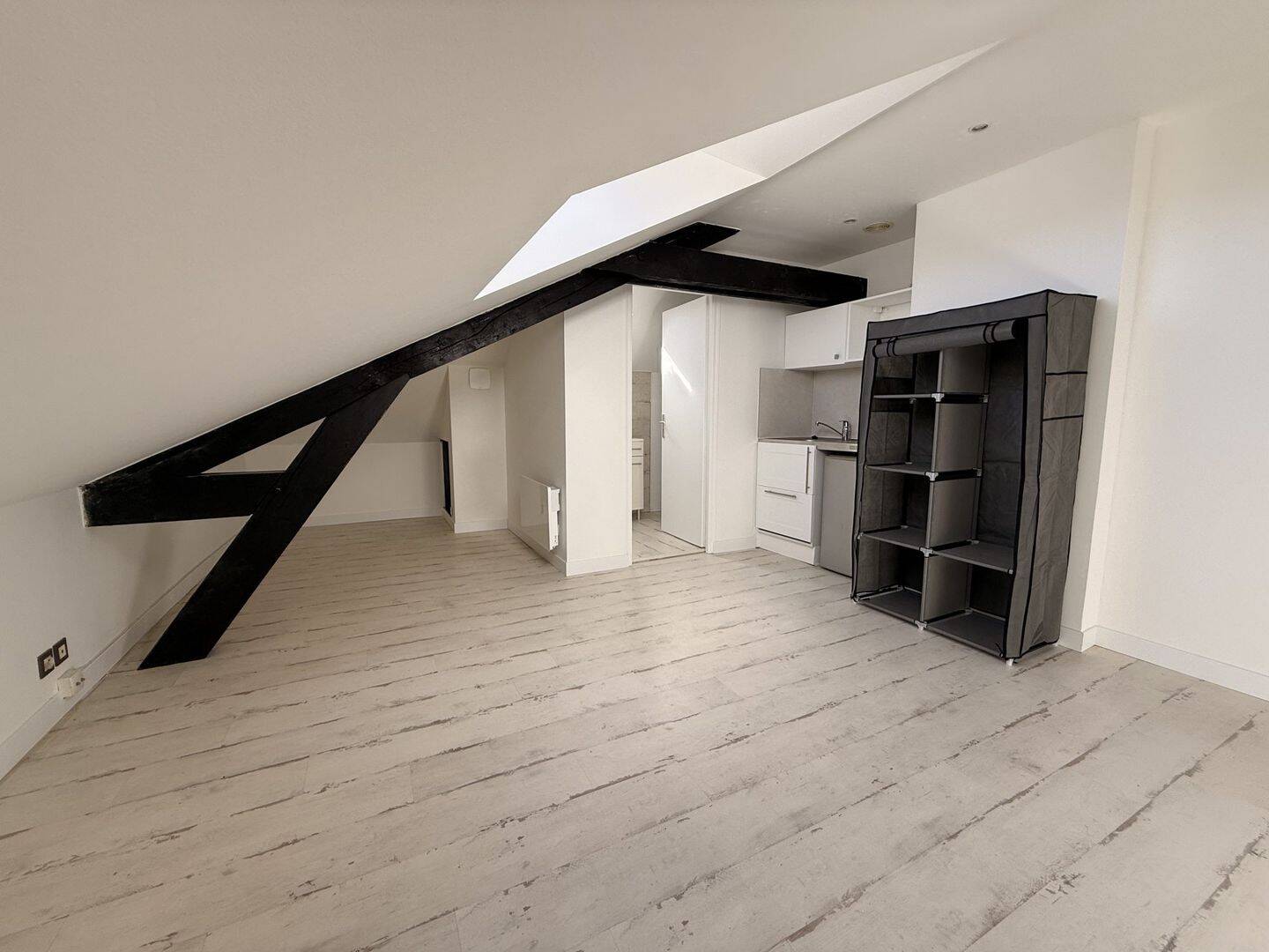 Appartement 1 pièce 13 m² · à Épinal · 12,8 m² · 335 €/mois