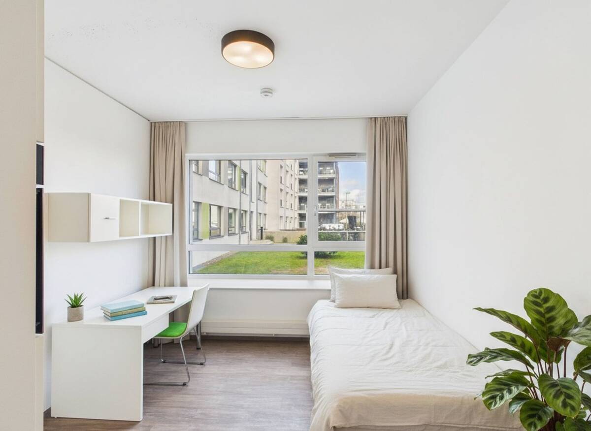 Modernes & möbliertes all inclusive Apartment am Campus Riedberg | Classic Studio – 60438 Frankfurt am Main – Bild 1 von 5