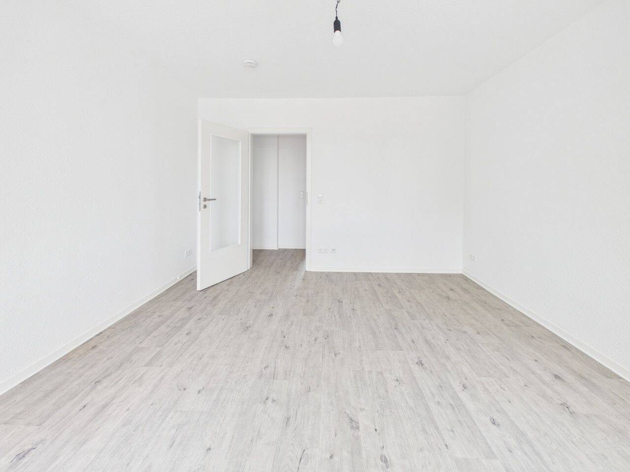 3-Raum-Wohnung mit Balkon auf dem Sonnenberg – Chemnitz – Vorschaubild 4