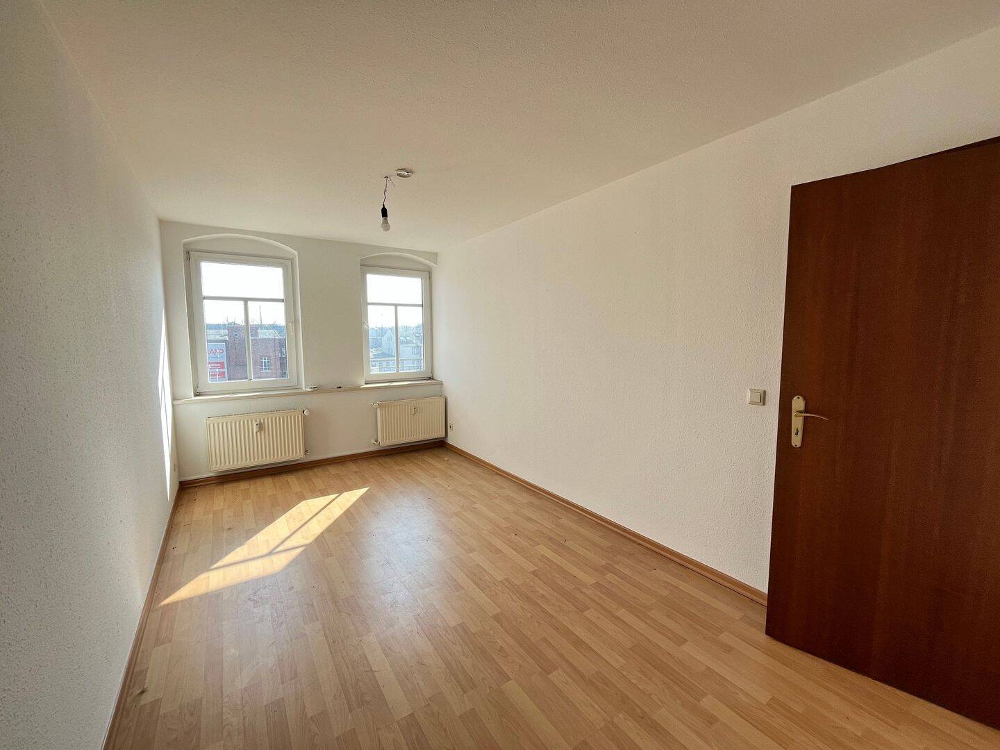 Helles 3-Zimmer-Apartment mit Balkon in Chemnitz, Schloßchemnitz – Chemnitz – Vorschaubild 2